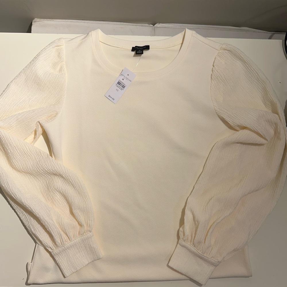 Ann Taylor LOFT long sleeve blouse